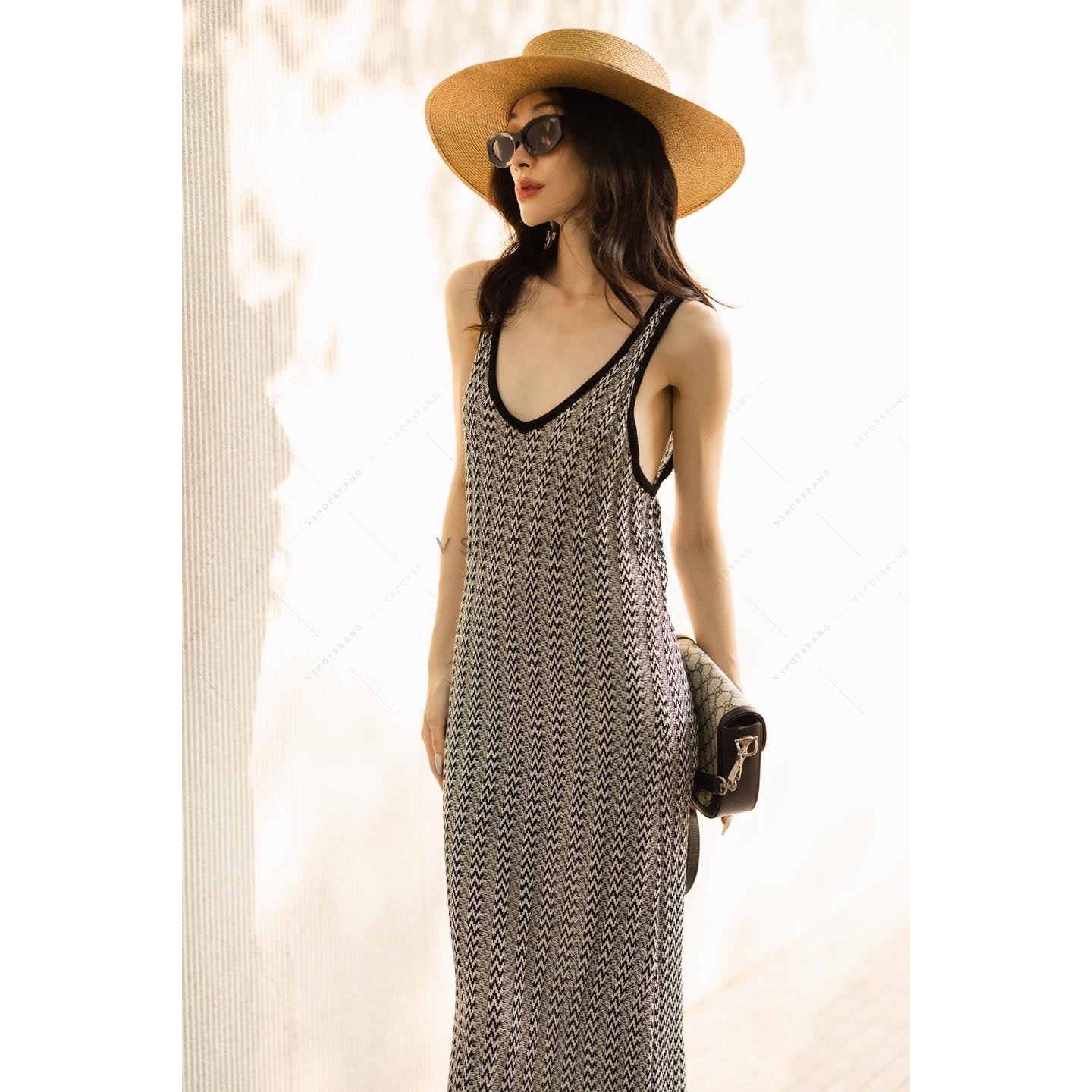 Women's Dress V-neck Wave Pattern Knitted Sleeveless Summer