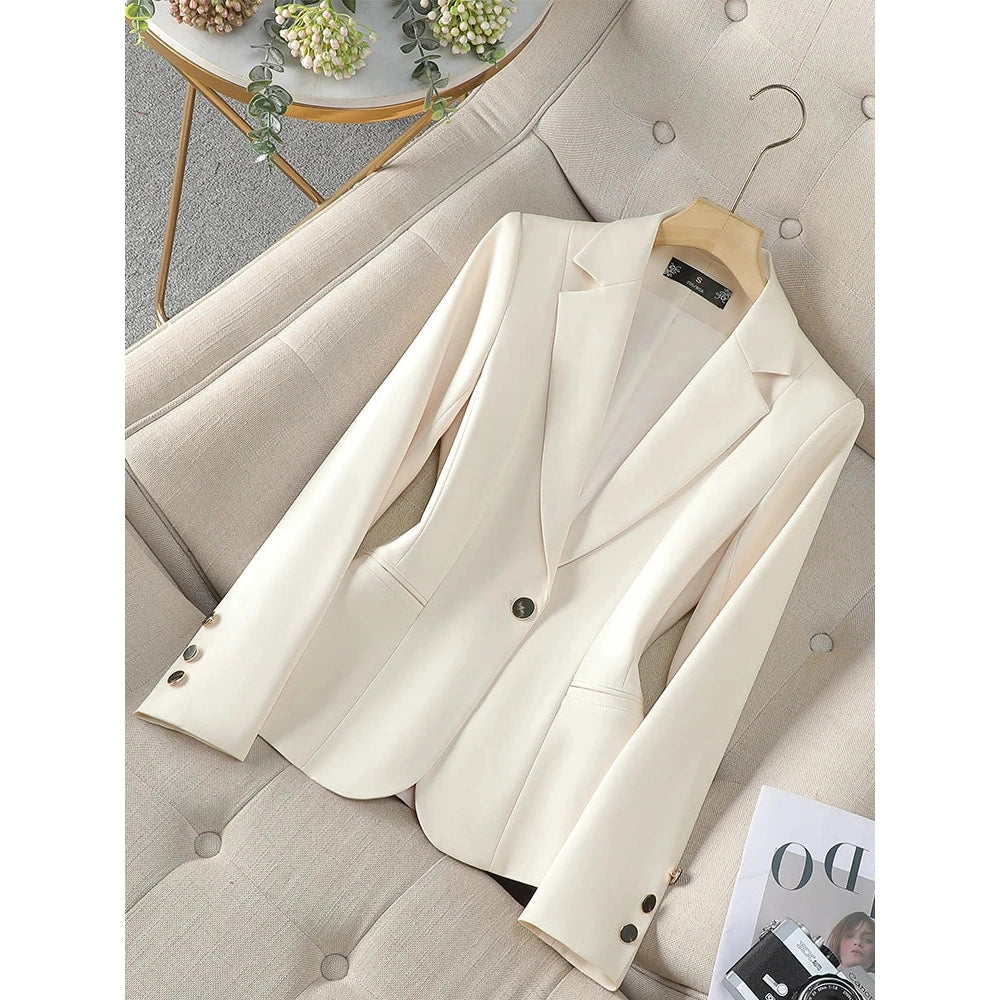 Elegant women's slim-fit blazer in Apricot