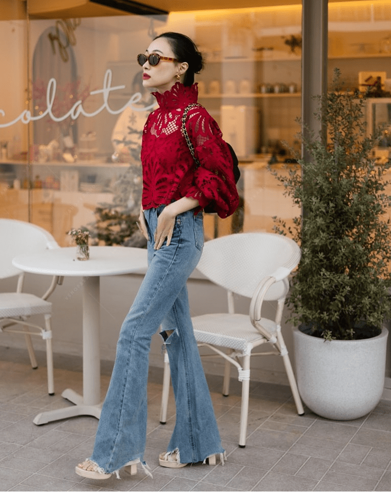 Women lace stand collar matching red Cami