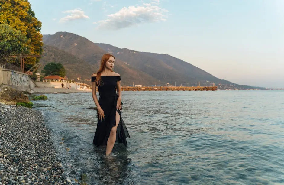 15 Black Evening Dress Trends You Can't Miss